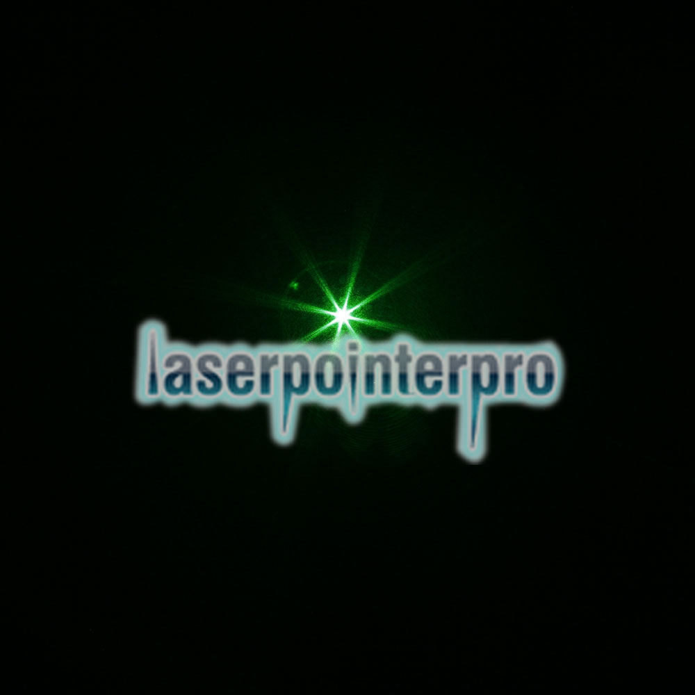 Pointeur laser vert faisceau 500MW (1 x 4000mAh) Doré