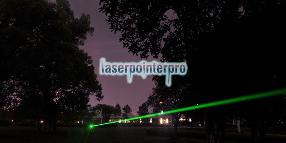 200mW 532nm 650nm Penna puntatore laser a due colori con luce rossa verde 2 in 1, colore nero