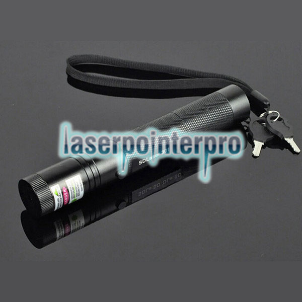 Laser 301 einstellbarer Fokus brennen 5mW 532nm grün Laserpointer schwarz