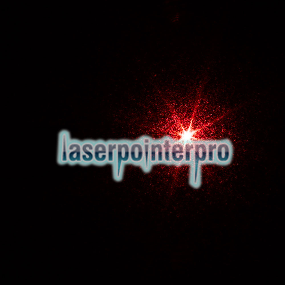 200mW Erweiterungsfokus Roter Punkt-Laserpointer mit 18650 Akku Silber