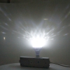 Luz de la etapa LT-W883 E27 base decorativa RGB LED de luz con control por voz blanco y plata