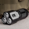 Lanterna LED Recarregável Fenix ​​9000LM TK72R