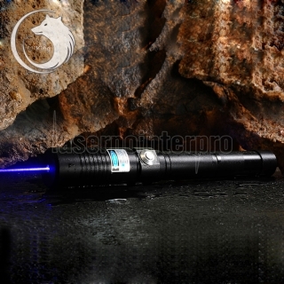 Uking ZQ-J9 5000mW 445nm blaue Lichtstrahl Single Point Zoomable Laser-Pointer Pen Kit Schwarz