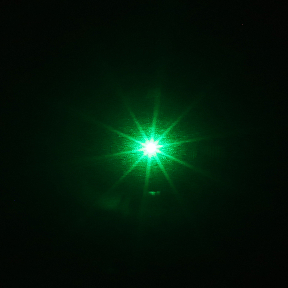 200mW 532nm ricaricabile puntatore laser verde con raggio di luce a punto singolo nero